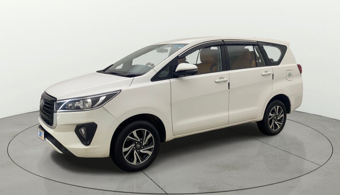 2022 Toyota Innova Crysta 2.7 GX AT 7 STR, Petrol, Automatic, 22,173 km, Left Front Diagonal