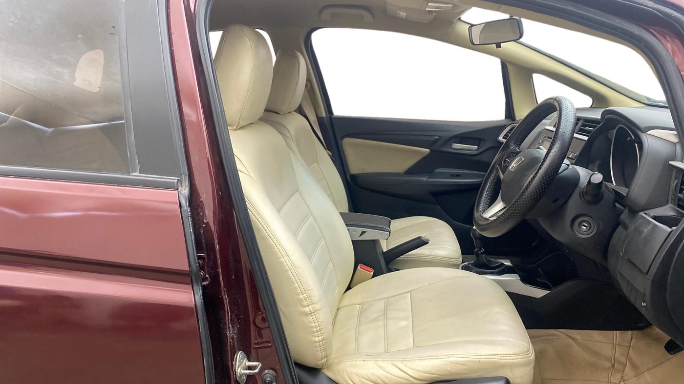 2018 Honda Jazz 1.2L I-VTEC SV, Petrol, Manual, 1,32,805 km, Right Side Front Door Cabin