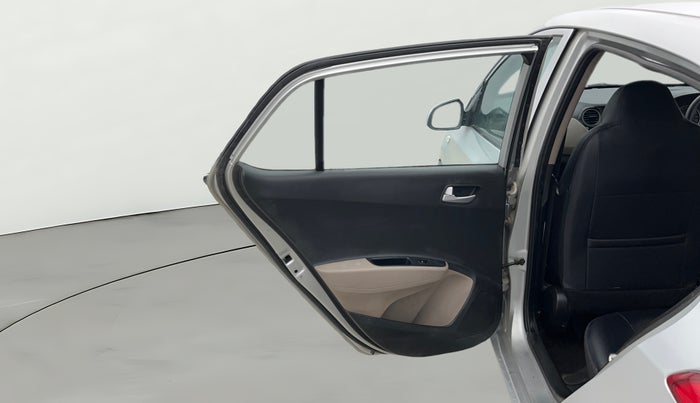 2017 Hyundai Grand i10 MAGNA 1.2 KAPPA VTVT, Petrol, Manual, 65,733 km, LHS Rear Door