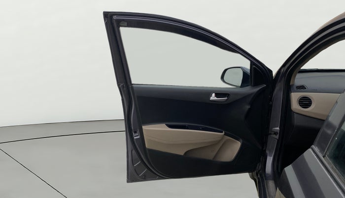 2019 Hyundai Grand i10 SPORTZ AT 1.2 KAPPA VTVT, Petrol, Automatic, 78,198 km, LHS Front Door