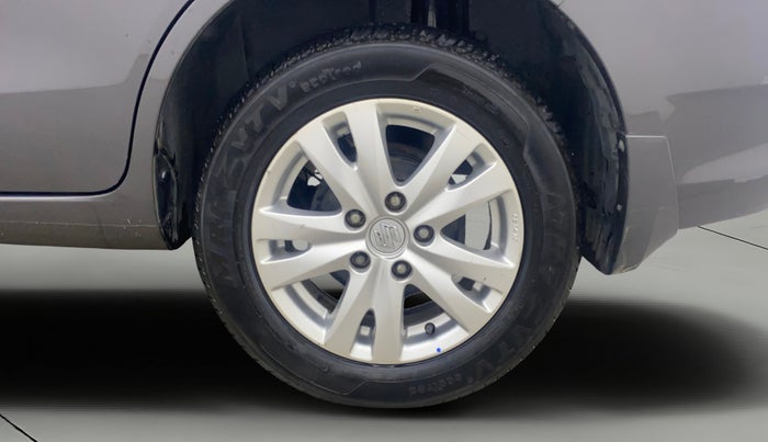2016 Maruti Ertiga ZXI, Petrol, Manual, 86,019 km, Left Rear Wheel