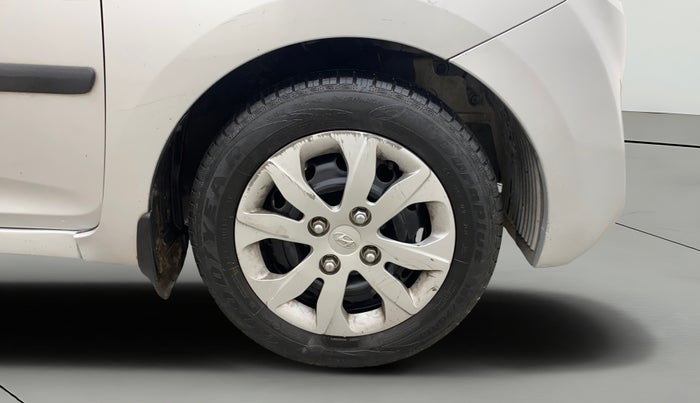 2014 Hyundai Eon MAGNA +, Petrol, Manual, 92,522 km, Right Front Wheel