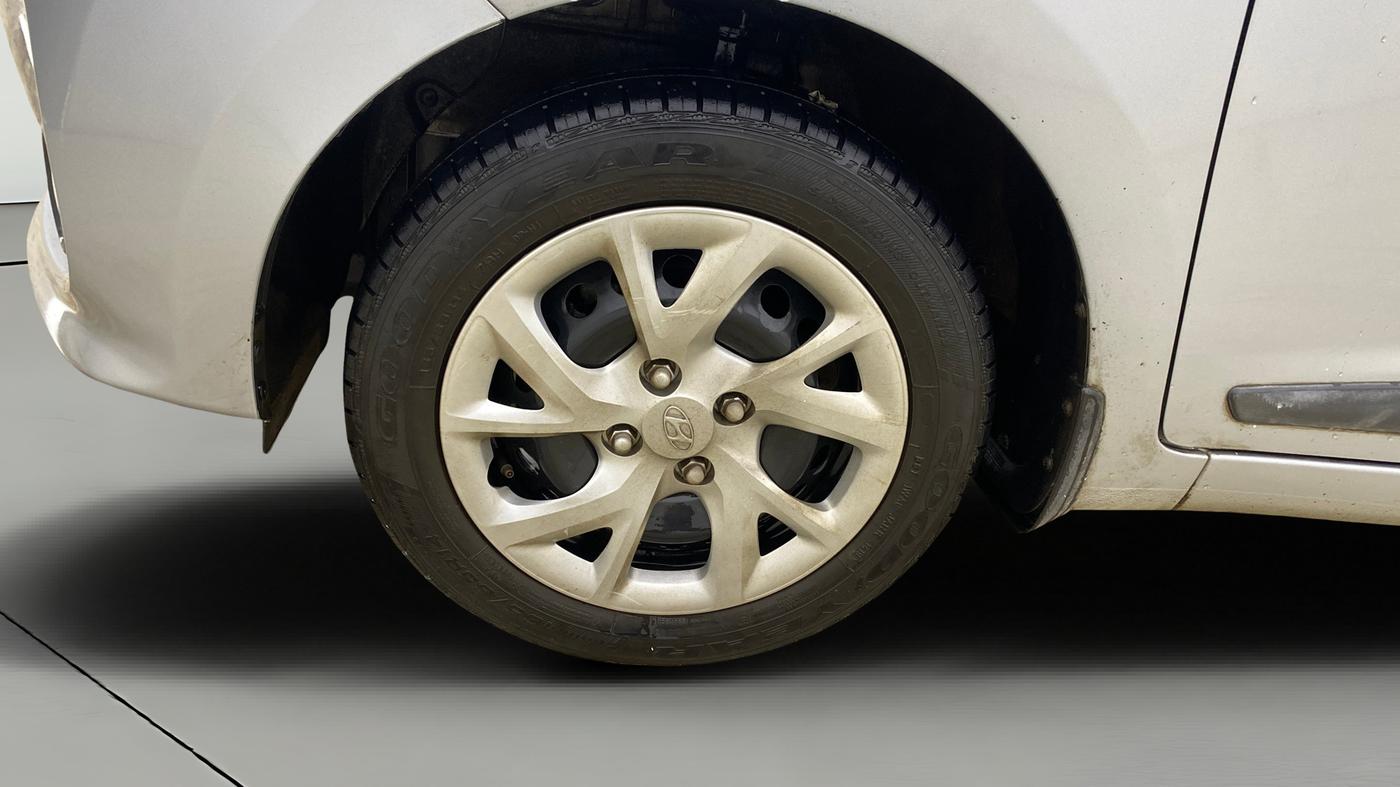 2019 Hyundai Grand i10 SPORTZ 1.2 KAPPA VTVT, Petrol, Manual, 35,425 km, Left Front Wheel