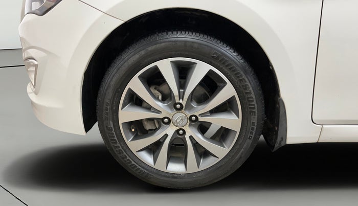 2016 Hyundai Verna 1.6 VTVT SX, Petrol, Manual, 31,443 km, Left Front Wheel