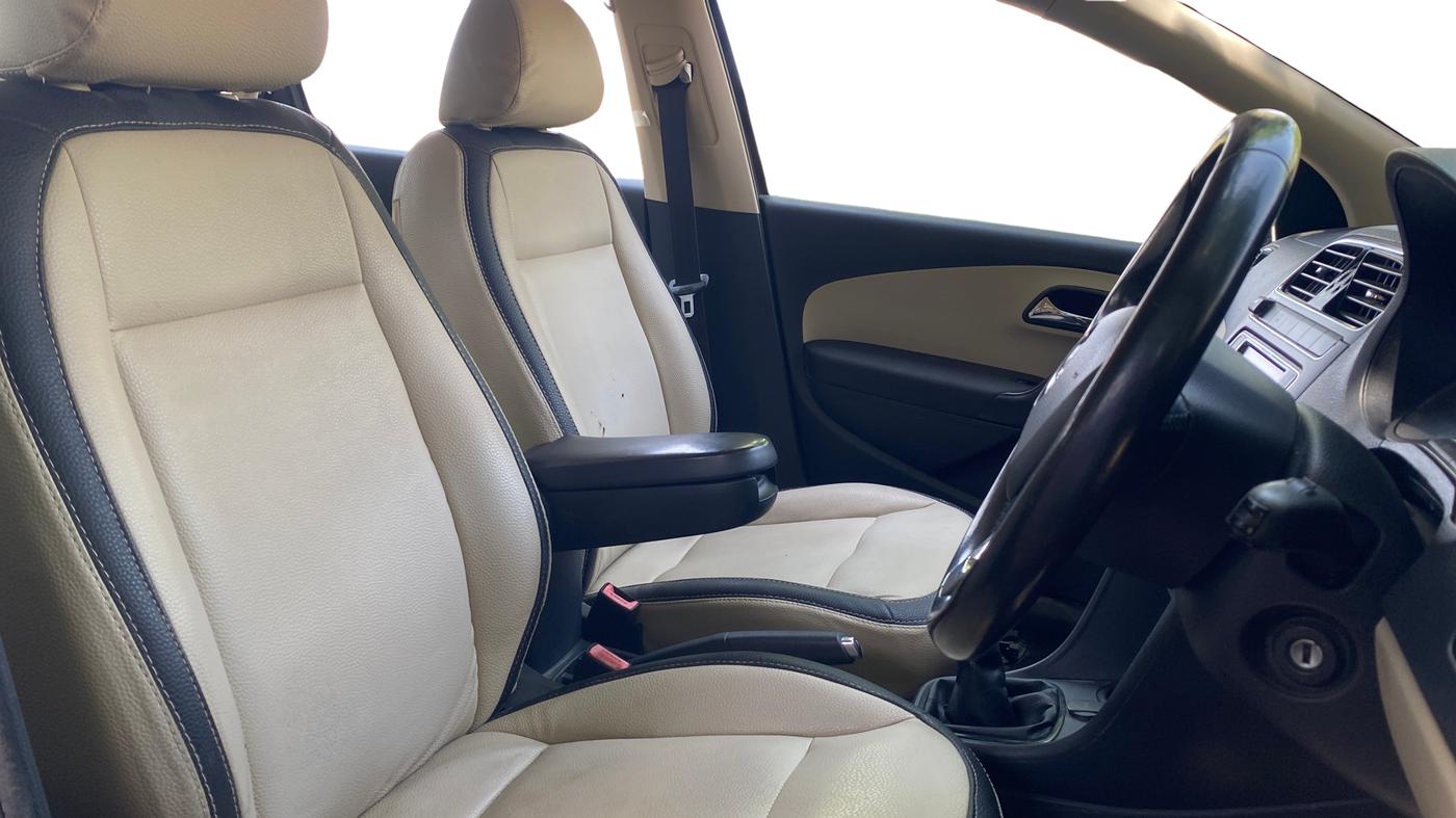 2020 Skoda Rapid 1.0 AMBITION TSI MT, Petrol, Manual, 1,27,734 km, Right Side Front Door Cabin