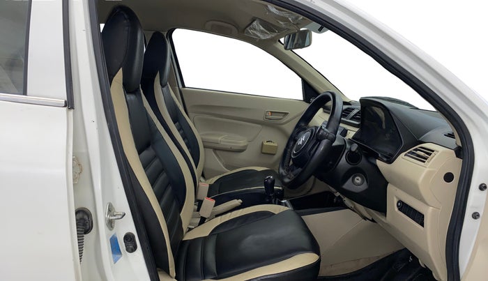 2017 Maruti Dzire LXI, CNG, Manual, 78,941 km, Right Side Front Door Cabin