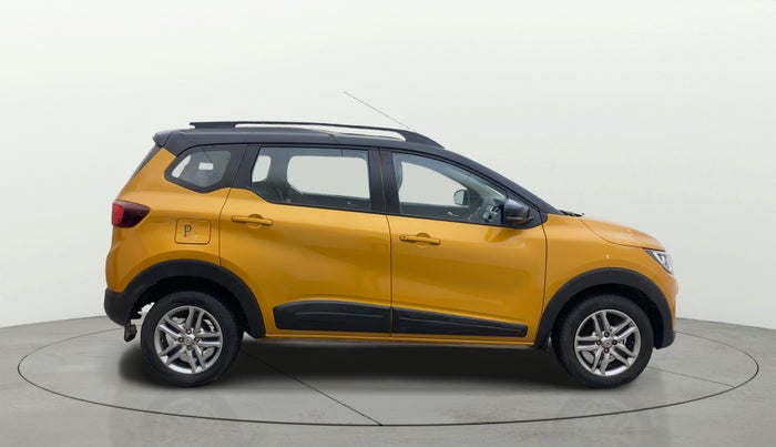 2022 Renault TRIBER RXZ AMT DUAL TONE, Petrol, Automatic, 24,010 km, Right Side View