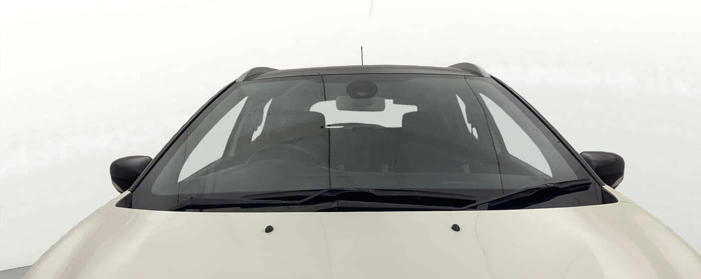 2018 Renault Captur RXT DIESEL DUAL TONE, Diesel, Manual, 1,21,157 km, Front Windshield