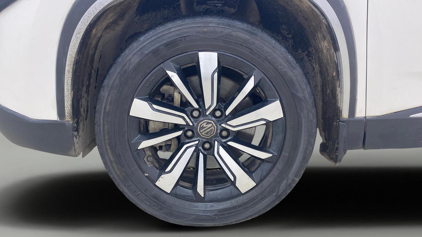2019 MG HECTOR SHARP 1.5 DCT PETROL, Petrol, Automatic, 90,205 km, Left Front Wheel