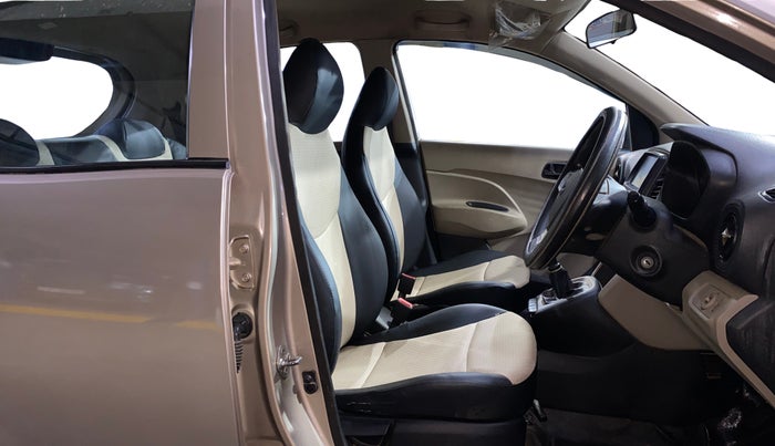 2020 Hyundai NEW SANTRO SPORTZ MT, Petrol, Manual, 1,20,427 km, Right Side Front Door Cabin