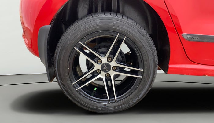 2014 Volkswagen Polo COMFORTLINE 1.2L, Petrol, Manual, 77,024 km, Right Rear Wheel