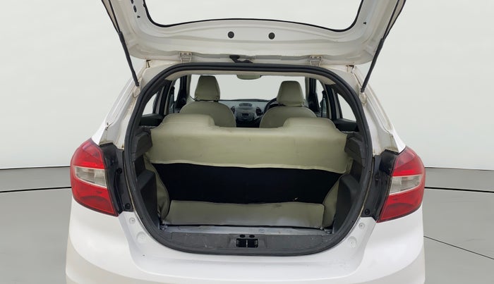 2015 Ford New Figo AMBIENTE 1.2 PETROL, Petrol, Manual, 25,458 km, Boot Open Zoomed View