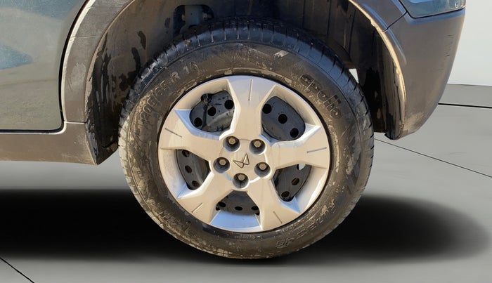 2023 Mahindra XUV300 W6 1.2 PETROL AMT, Petrol, Automatic, 43,246 km, Left Rear Wheel