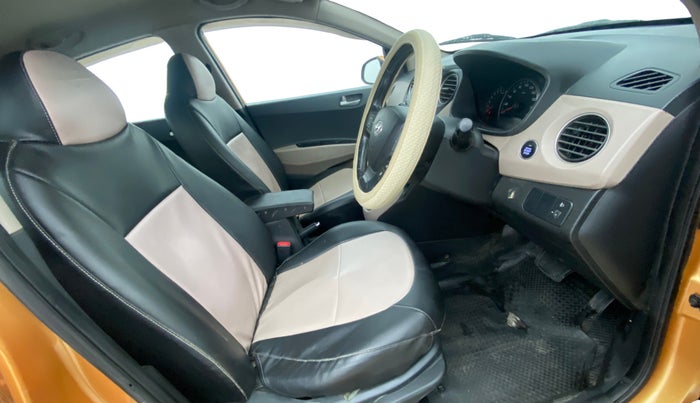 2015 Hyundai Grand i10 ASTA AT 1.2 KAPPA VTVT, Petrol, Automatic, 65,234 km, Right Side Front Door Cabin