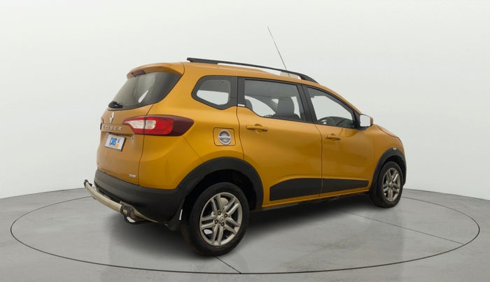 2019 Renault TRIBER RXZ, Petrol, Manual, 30,532 km, Right Back Diagonal