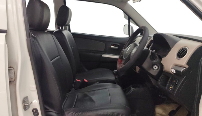 2014 Maruti Wagon R 1.0 LXI CNG, CNG, Manual, 87,142 km, Right Side Front Door Cabin