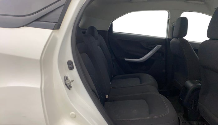 2022 Tata NEXON XM DIESEL, Diesel, Manual, 75,250 km, Right Side Rear Door Cabin