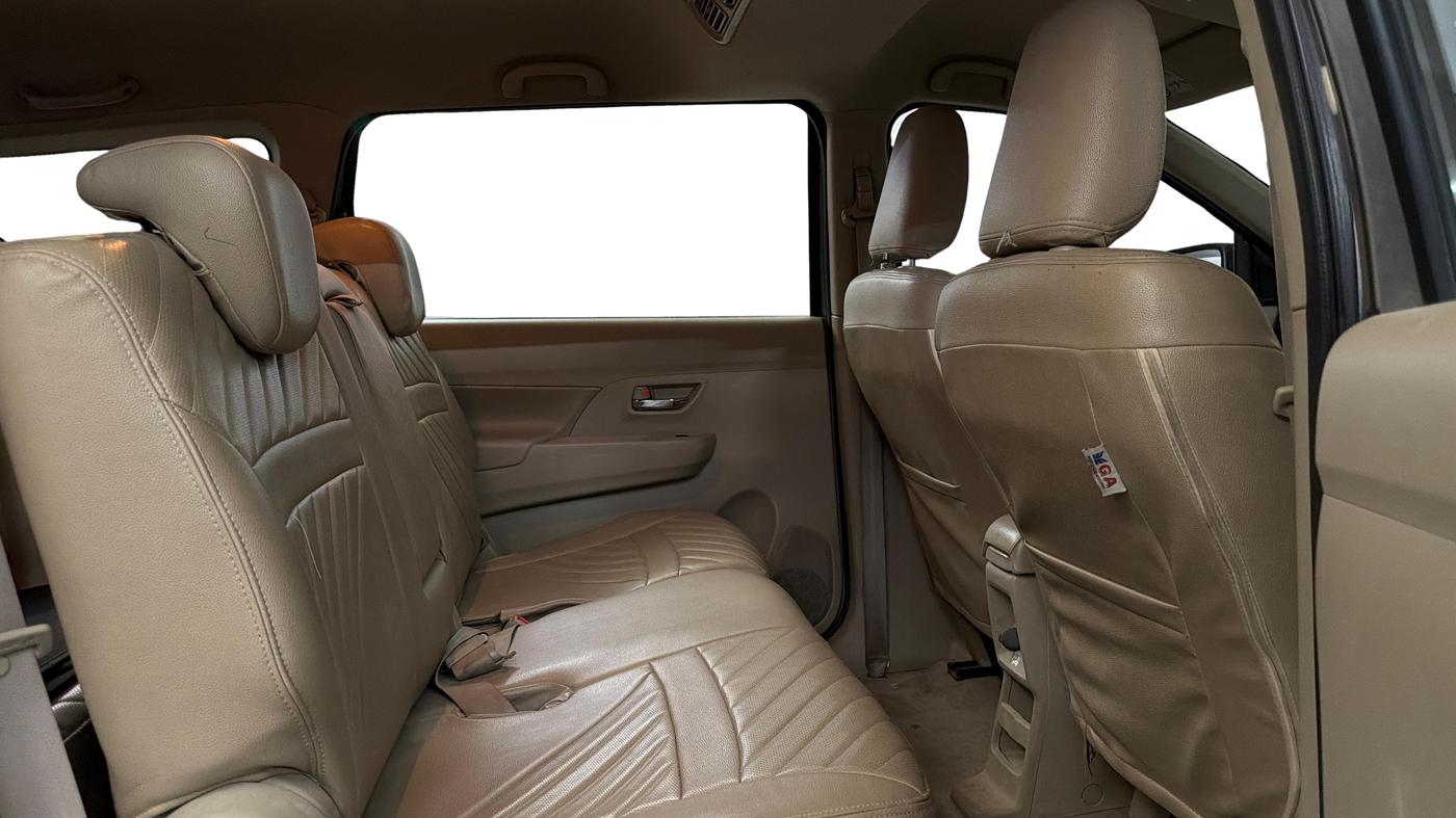 2019 Maruti Ertiga ZXI+ SHVS, Petrol, Manual, 87,662 km, Right Side Rear Door Cabin