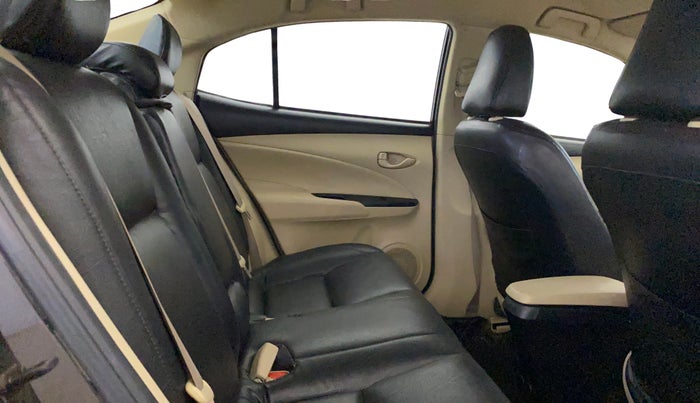 2018 Toyota YARIS J CVT, Petrol, Automatic, 92,260 km, Right Side Rear Door Cabin