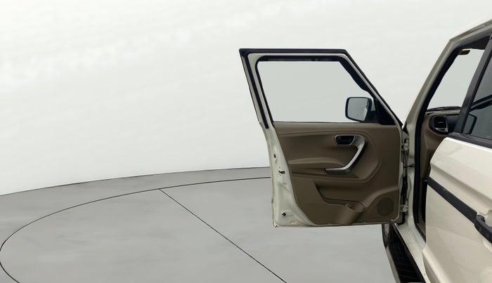 2022 Mahindra BOLERO NEO N 10 (O), Diesel, Manual, 73,297 km, LHS Front Door