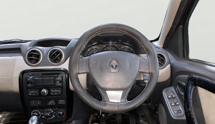 2015 Renault Duster 85 PS RXL DIESEL, Diesel, Manual, 80,782 km, Steering Wheel Close Up