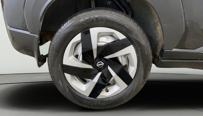 2024 Nissan MAGNITE XE, Petrol, Manual, 26,699 km, Right Rear Wheel