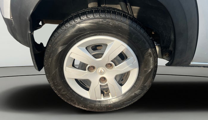 2017 Renault Kwid RXL, Petrol, Manual, 66,012 km, Right Rear Wheel