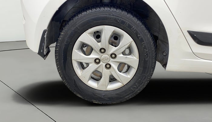 2017 Hyundai Elite i20 SPORTZ 1.4 CRDI, Diesel, Manual, 1,12,064 km, Right Rear Wheel