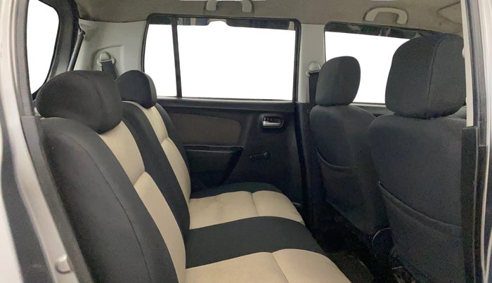 2016 Maruti Wagon R 1.0 LXI, CNG, Manual, 62,676 km, Right Side Rear Door Cabin