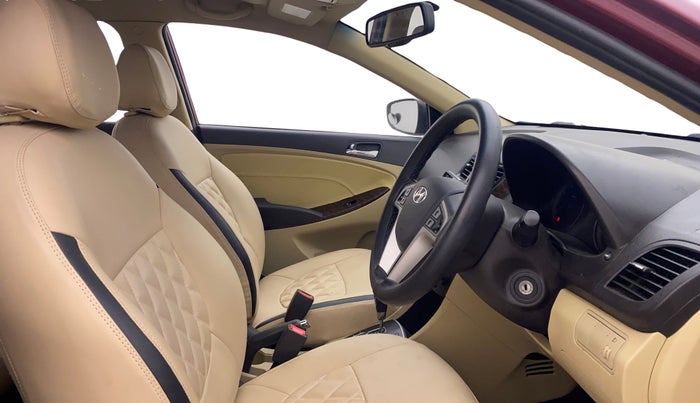 2014 Hyundai Verna FLUIDIC 1.6 VTVT SX AT, Petrol, Automatic, 42,671 km, Right Side Front Door Cabin