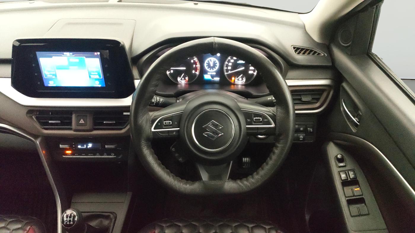 2024 Maruti BREZZA ZXI SMART HYBRID DUAL TONE, Petrol, Manual, 11,358 km, Steering Wheel Close Up