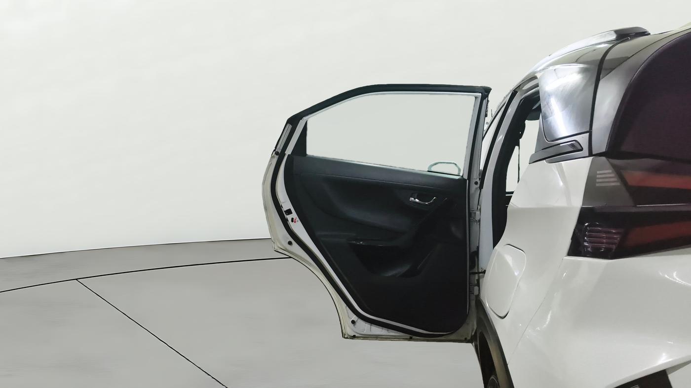 2024 Tata NEXON FEARLESS + SUNROOF DUAL TONE 1.5 DIESEL, Diesel, Manual, 79,275 km, LHS Rear Door