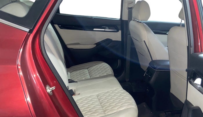 2020 KIA SELTOS HTX 1.5 PETROL, Petrol, Manual, 39,826 km, Right Side Rear Door Cabin