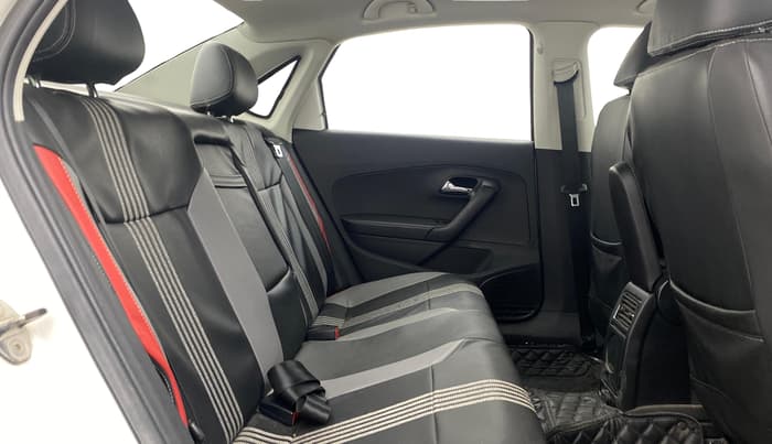 2018 Skoda Rapid 1.6 MPI STYLE PLUS MT, Petrol, Manual, 73,107 km, Right Side Rear Door Cabin