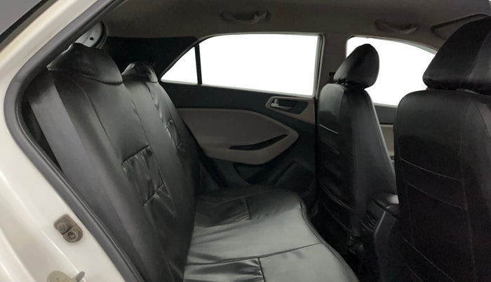 2018 Hyundai Elite i20 MAGNA EXECUTIVE 1.2, Petrol, Manual, 66,871 km, Right Side Rear Door Cabin