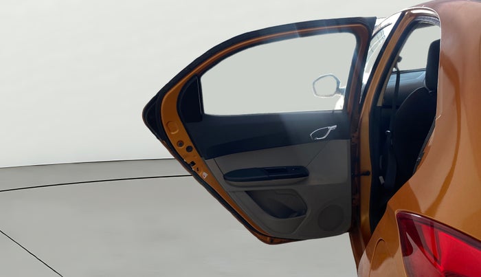 2016 Tata Tiago XZ PETROL, Petrol, Manual, 26,162 km, LHS Rear Door