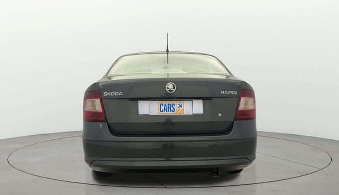 2020 Skoda Rapid 1.0 AMBITION TSI MT, Petrol, Manual, 81,639 km, Back/Rear