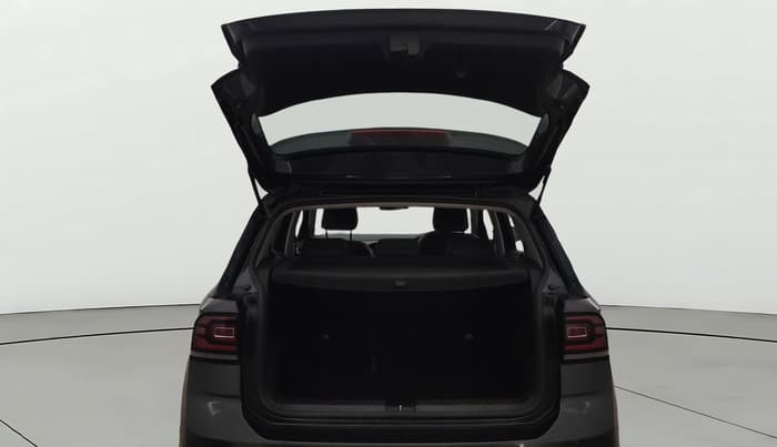 2023 Volkswagen TAIGUN TOPLINE 1.0 TSI AT, Petrol, Automatic, 33,166 km, Boot Door Open