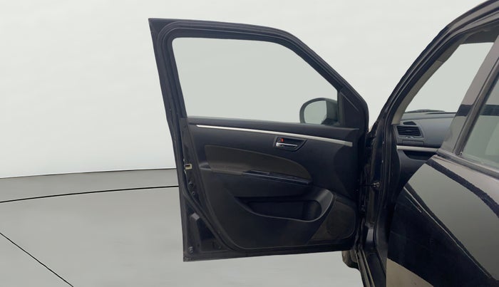 2013 Maruti Swift VDI, Diesel, Manual, 1,33,984 km, LHS Front Door