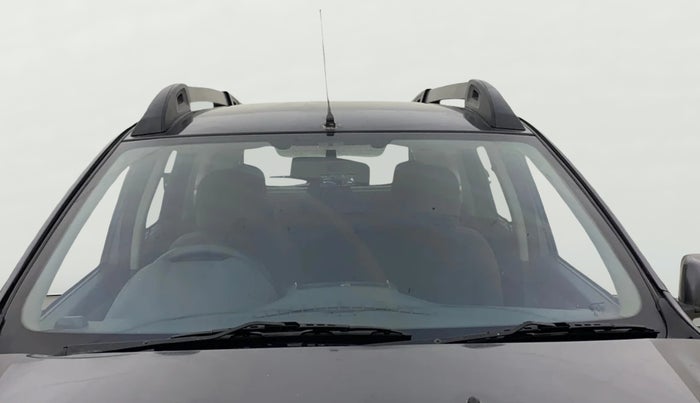2017 Renault Duster RXL PETROL, Petrol, Manual, 30,983 km, Front Windshield