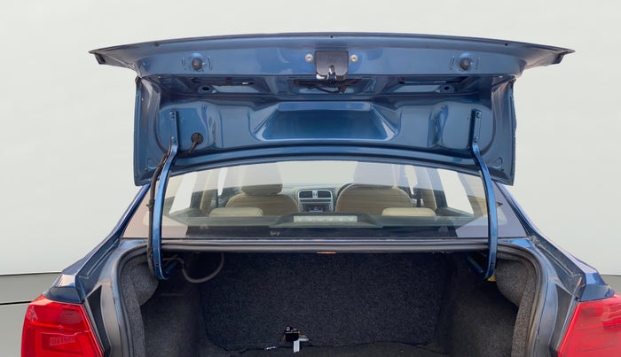 2016 Volkswagen Ameo HIGHLINE1.2L, Petrol, Manual, 81,347 km, Boot Door Open