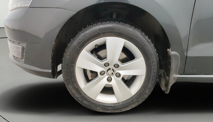 2021 Skoda Rapid 1.0 AMBITION TSI MT, Petrol, Manual, 21,907 km, Left Front Wheel