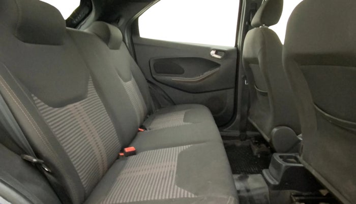 2018 Ford FREESTYLE TITANIUM 1.5 DIESEL, Diesel, Manual, 80,433 km, Right Side Rear Door Cabin