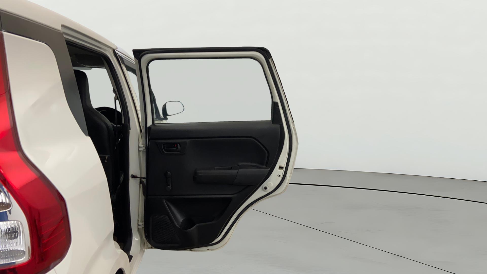 camera-RHS-Rear-Door