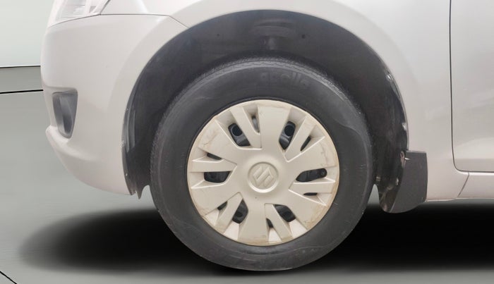 2013 Maruti Swift VXI, Petrol, Manual, 35,570 km, Left Front Wheel
