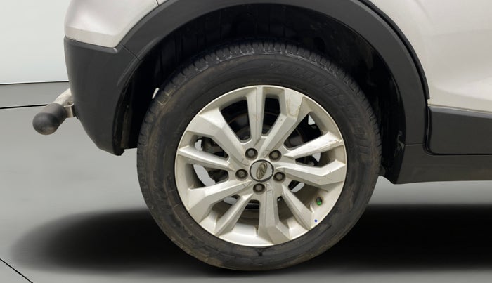 2019 Mahindra XUV300 W8 1.5 DIESEL, Diesel, Manual, 74,292 km, Right Rear Wheel