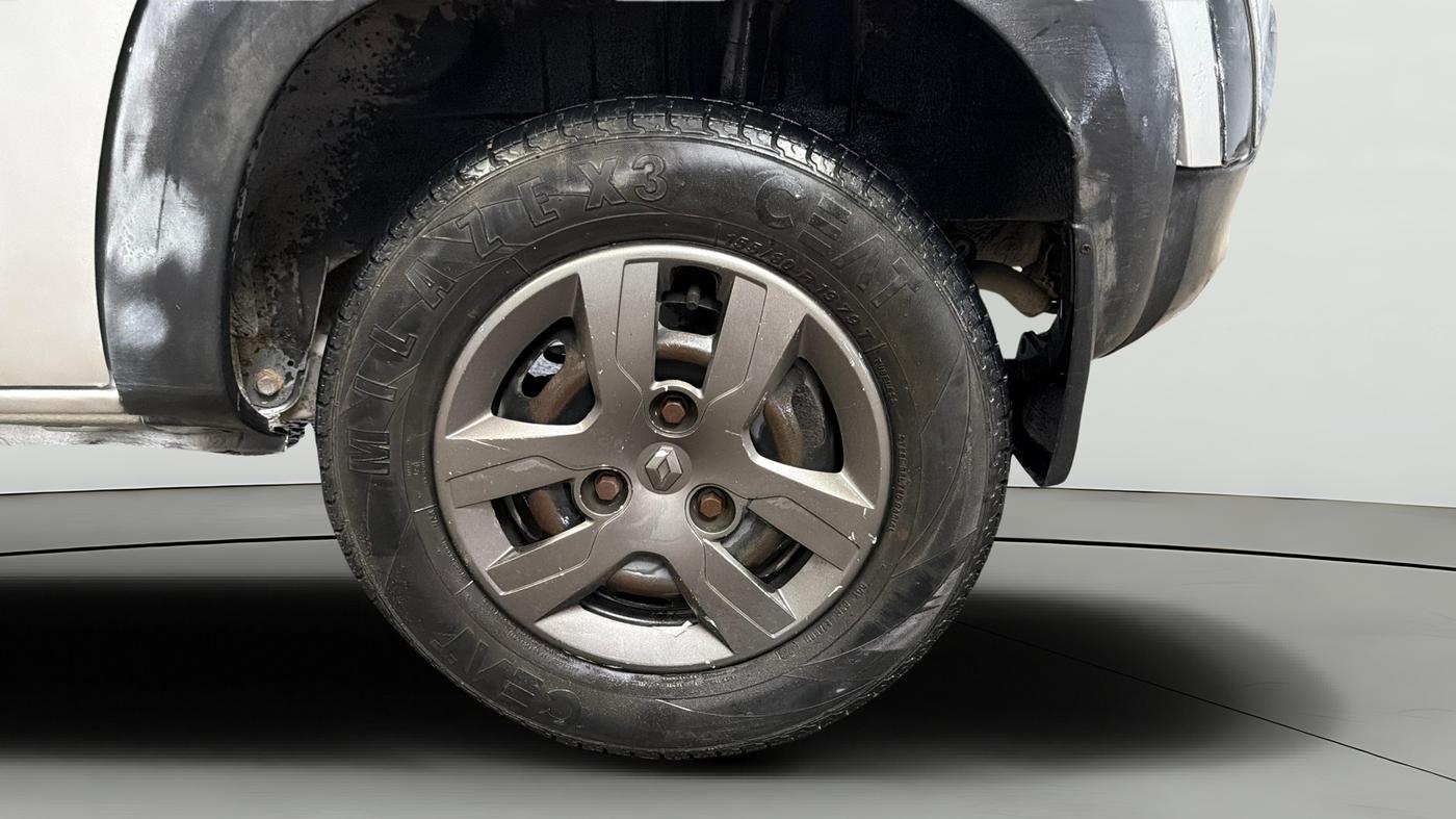 2016 Renault Kwid RXT 1.0, Petrol, Manual, 1,09,586 km, Left Rear Wheel
