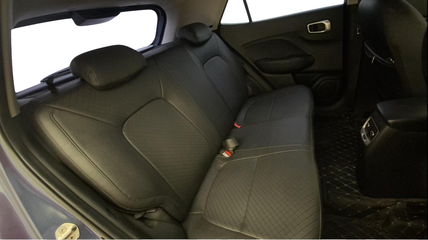 2022 Hyundai VENUE SX 1.5 (O) EXECUTIVE CRDI, Diesel, Manual, 35,200 km, Right Side Rear Door Cabin