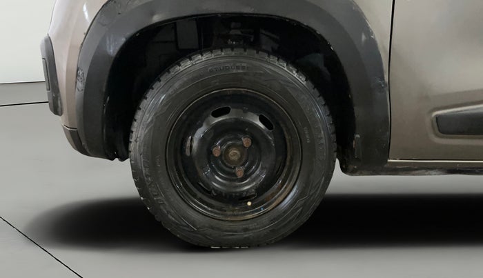 2017 Renault Kwid RXT 0.8, Petrol, Manual, 41,654 km, Left Front Wheel