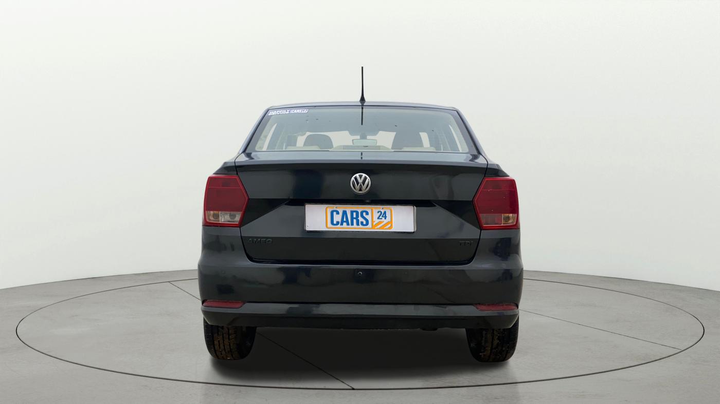 2018 Volkswagen Ameo HIGHLINE PLUS 1.5L AT 16 ALLOY, Diesel, Automatic, 1,09,907 km, Back/Rear